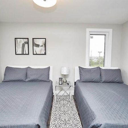 Clifton Hill Hideaway 4B - Two Bedroom Condo Ніагара-Фоллс Екстер'єр фото
